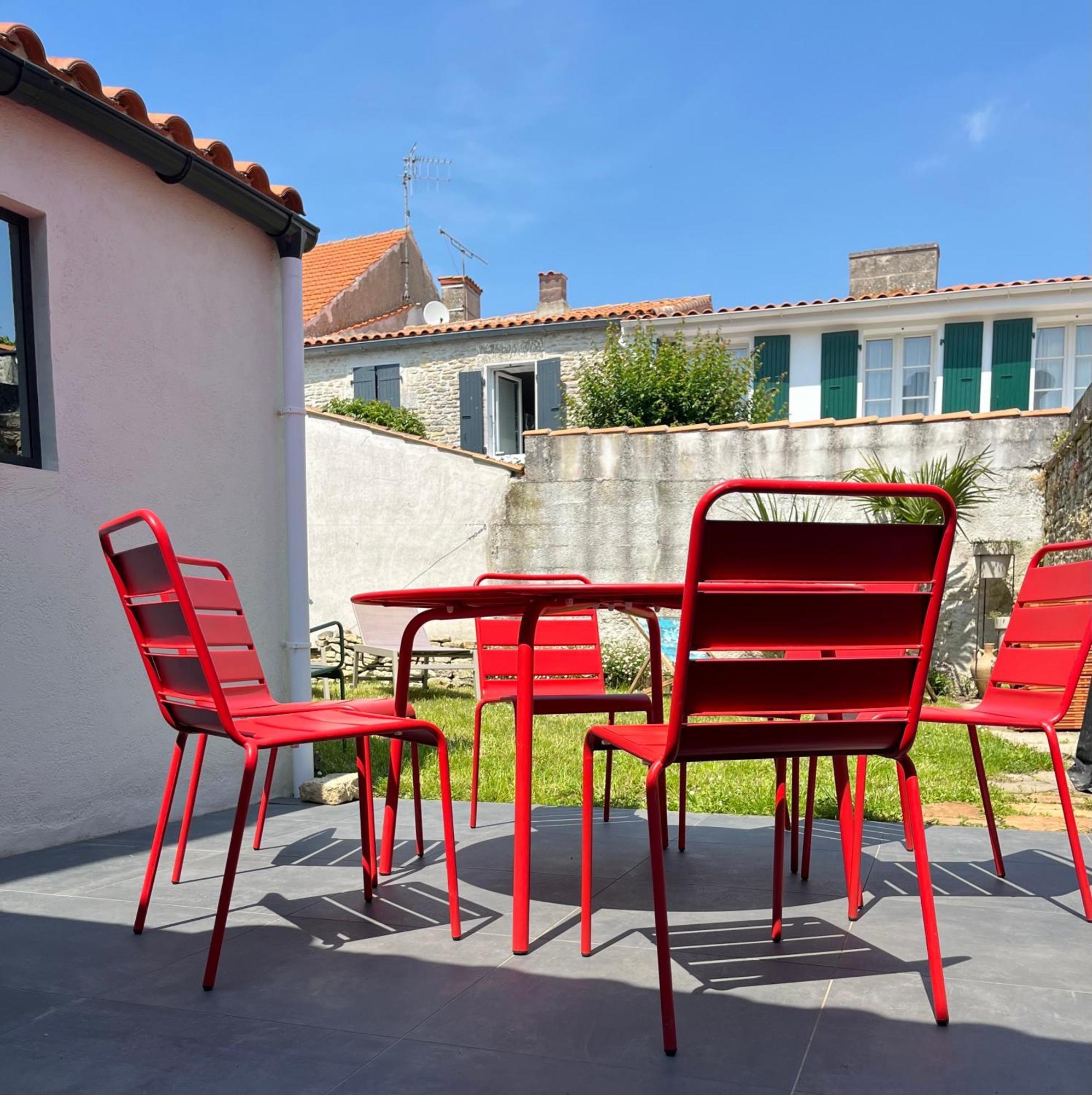 Elegante Maison Familiale Au Coeur Des Remparts De La Citadelle Le Château-dʼOléron Zewnętrze zdjęcie